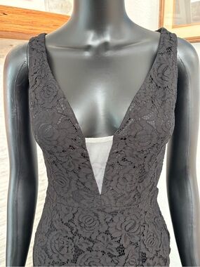 Beautiful Everly Black Lace Maxi Dress from Lulus. Wonderful quality